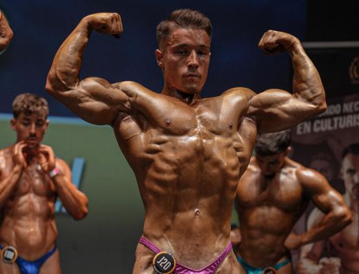 Dani Rea Equipo Titan Series Equipo Titan Series Culturismo Natural